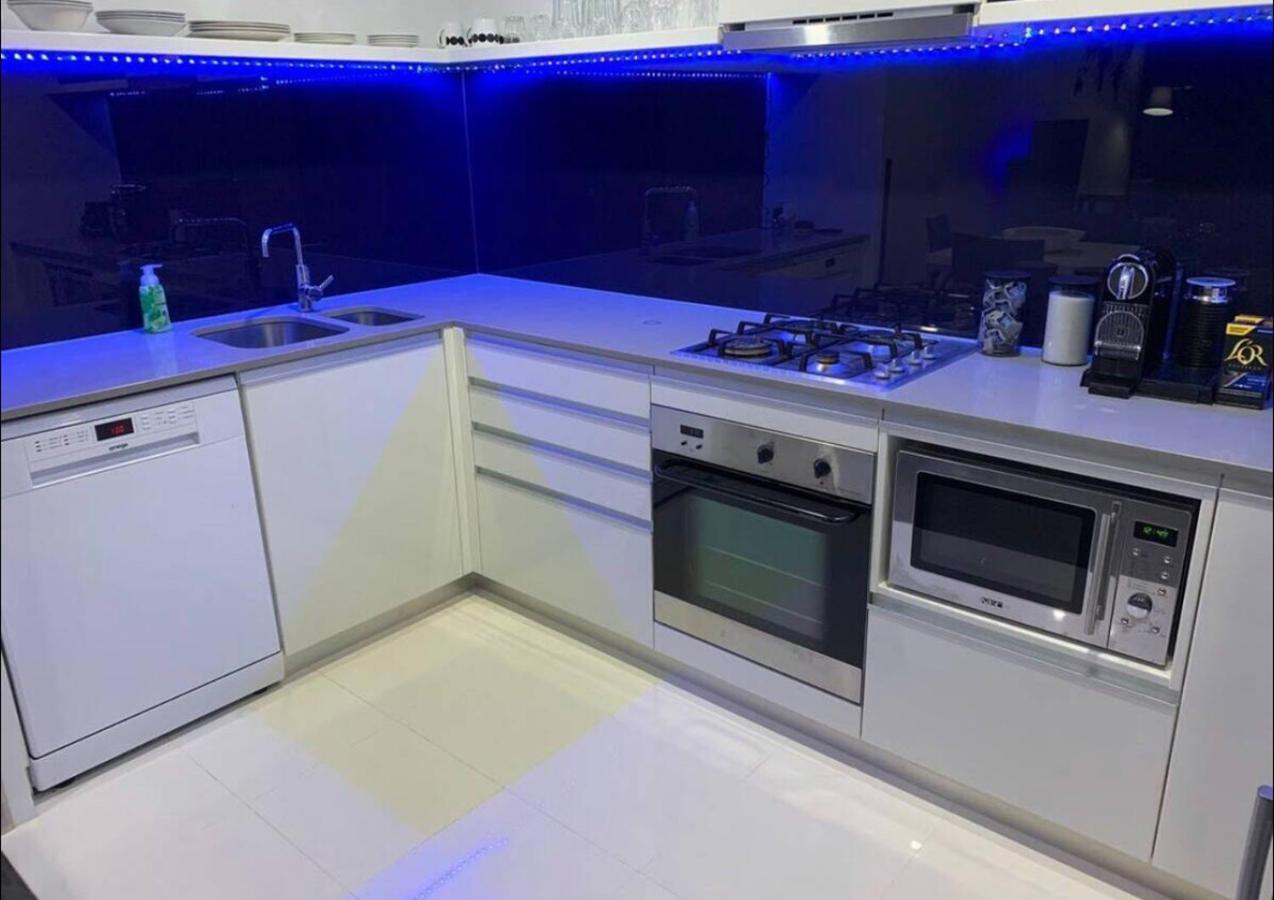 Circle On Cav - Brand New 2-3-4bd Lux Aprt Apartment Gold Coast